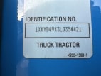 VIN tag for this 2020 Kenworth T680 (Stock number: ULJ354421)