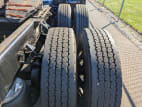 Passenger side rear frame and tire tread for this 2020 Kenworth T680 (Stock number: ULJ354547)