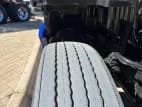 Passenger side front tire tread for this 2020 Kenworth T680 (Stock number: ULJ354556)