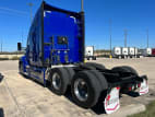 Exterior rear driver side for this 2020 Kenworth T680 (Stock number: ULJ354557)