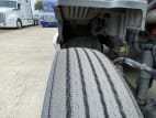 Passenger side front tire tread for this 2020 Kenworth T680 (Stock number: ULJ354591)