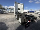 Exterior rear driver side for this 2020 Kenworth T680 (Stock number: ULJ354594)