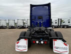 Exterior full rear view for this 2020 Kenworth T680 (Stock number: ULJ354613)