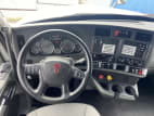 Interior dash for this 2020 Kenworth T680 (Stock number: ULJ354656)