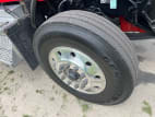 Passenger side front tire tread for this 2020 Kenworth T800 (Stock number: ULJ384458)