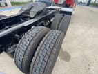 Passenger side rear frame and tire tread for this 2020 Kenworth T800 (Stock number: ULJ384526)
