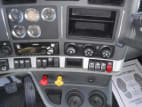 Interior radio and navigation system for this 2020 Kenworth T680 (Stock number: ULJ387310)