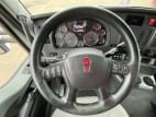 Interior steering wheel for this 2020 Kenworth T680 (Stock number: ULJ418932)