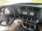 Interior dash for this 2020 Kenworth T680 (Stock number: ULJ418978)