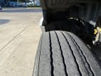 Passenger side front tire tread for this 2021 Kenworth T680 (Stock number: UMJ434821)