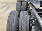 Driver side rear frame and tire tread for this 2021 Kenworth T680 Short Hood (Stock number: UMJ436546)