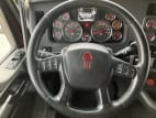 Interior steering wheel for this 2021 Kenworth T680 Short Hood (Stock number: UMJ436546)