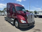 Exterior front passenger side for this 2021 Kenworth T680 Short Hood (Stock number: UMJ436568)