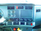 Interior radio and navigation system for this 2021 Kenworth T680 Short Hood (Stock number: UMJ436586)