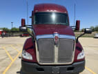 Exterior full front view for this 2021 Kenworth T680 Short Hood (Stock number: UMJ436666)