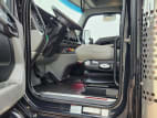 Drivers side door open for this 2021 Kenworth T880 (Stock number: UMJ445522)