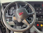 Interior steering wheel for this 2021 Kenworth T880 (Stock number: UMJ445522)