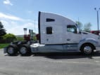 Exterior full passenger side for this 2021 Kenworth T680 (Stock number: UMJ446018)