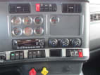 Interior radio and navigation system for this 2022 Kenworth W990 (Stock number: UNJ149114)