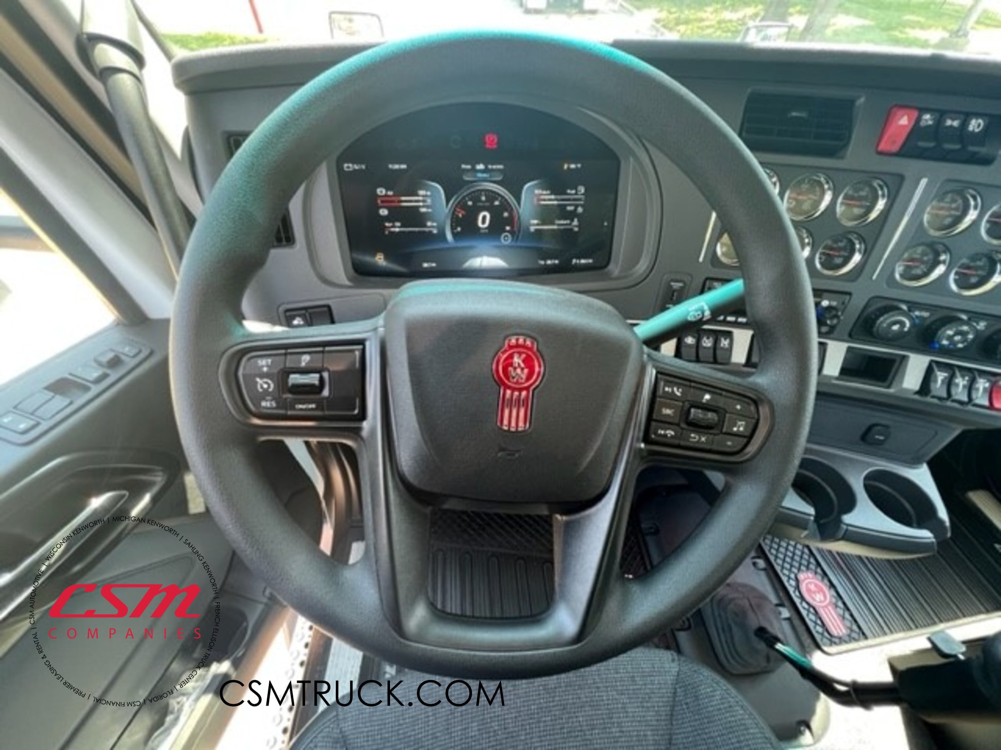 Interior steering wheel for this 2024 Kenworth T680 (Stock number: RJ334283)