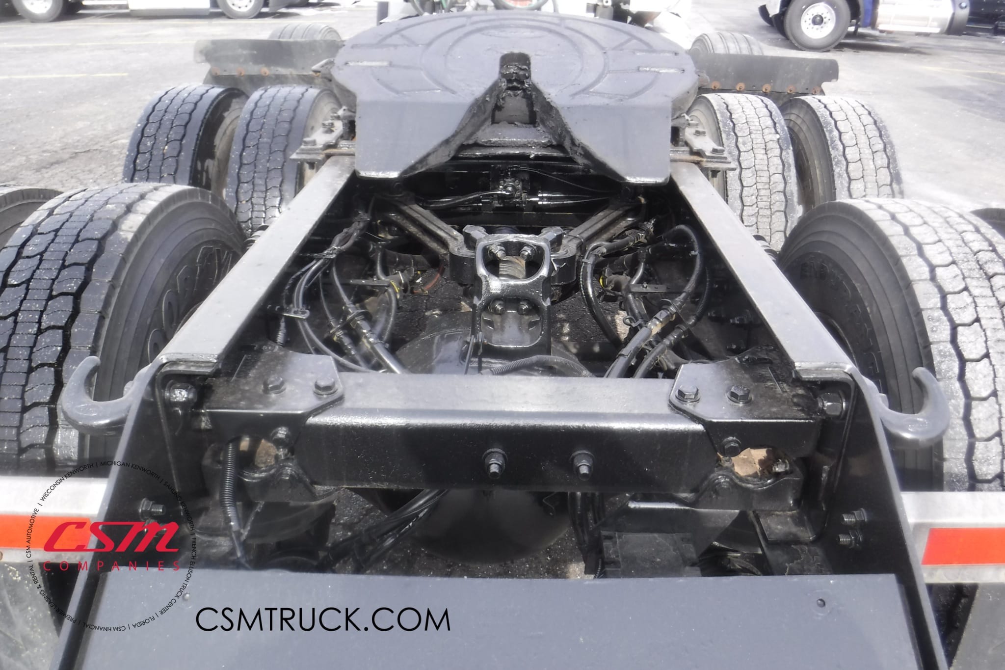 Center rear frame for this 2018 Kenworth T880 (Stock number: UJJ218689)