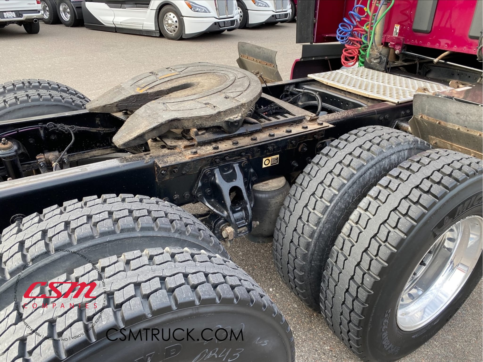 Passenger side rear frame and tire tread for this 2020 Kenworth T680 (Stock number: ULJ385357)