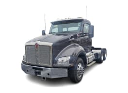 Featured image with white background for this 2025 Kenworth T880 (Stock number: SJ169678)