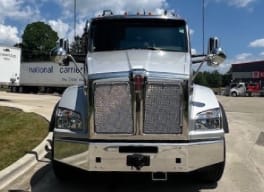 Exterior full front view for this 2025 Kenworth T880 (Stock number: SJ170316)