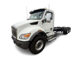 Featured image with white background for this 2025 Kenworth T480 (Stock number: SM169877)