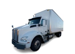 Featured image with white background for this 2018 Kenworth T880 (Stock number: UJJ218133)