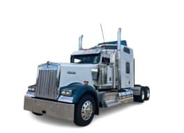 Featured image with white background for this 2021 Kenworth W900L (Stock number: UMR431041)