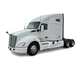 Featured image with white background for this 2022 Kenworth T680 (Stock number: UNJ467165)
