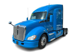 Featured image with white background for this 2022 Kenworth T680 (Stock number: UNJ467231)