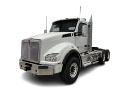 Featured image with white background for this 2027 Kenworth T880 (Stock number: VJ240856)