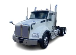 Featured image with white background for this 2027 Kenworth T880 (Stock number: VJ241900)