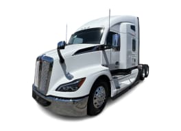 Featured image with white background for this 2027 Kenworth T680 Short Hood (Stock number: VJ250501)