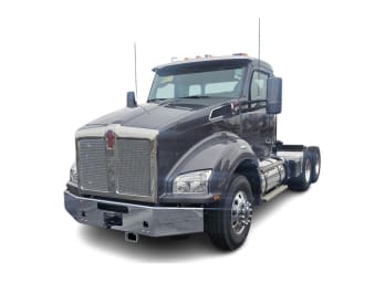 Featured image with white background for this 2025 Kenworth T880 (Stock number: SJ169678)