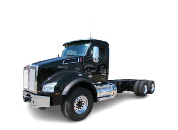 Featured image with white background for this 2025 Kenworth T880 Short Hood (Stock number: SJ173928)