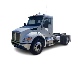 Featured image with white background for this 2025 Kenworth T280 (Stock number: SM169868)