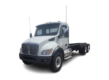 Featured image with white background for this 2025 Kenworth T480 (Stock number: SM169877)