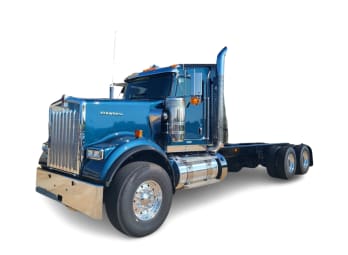 Featured image with white background for this 2025 Kenworth W900B (Stock number: SR177263)