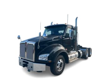 Featured image with white background for this 2026 Kenworth T880 (Stock number: TF195789)