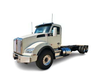 Featured image with white background for this 2026 Kenworth T880 (Stock number: TJ220136)