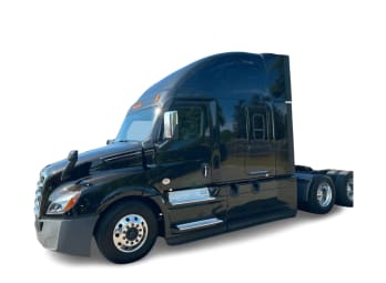 Featured image with white background for this 2020 Freightliner Cascadia (Stock number: ULSLW4899)