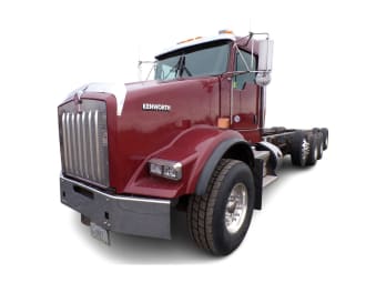 Featured image with white background for this 2021 Kenworth T800 (Stock number: UMF429732)