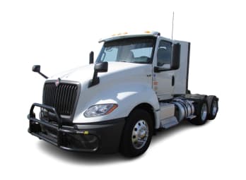 Featured image with white background for this 2021 International LT Series (Stock number: UMN145457)