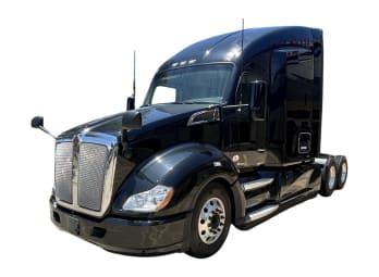 Featured image with white background for this 2022 Kenworth T680 (Stock number: UNJ471363)