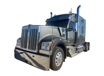 Featured image with white background for this 2024 Kenworth W990 (Stock number: URJ351372)