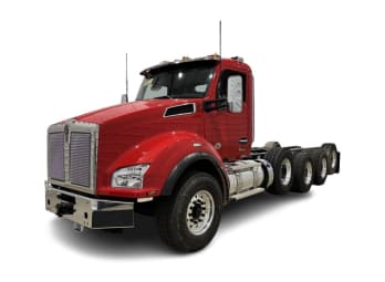 Featured image with white background for this 2027 Kenworth T880 (Stock number: VJ240848)
