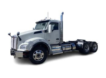 Featured image with white background for this 2027 Kenworth T880 (Stock number: VJ241907)